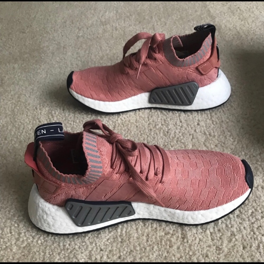 Adidas NMD R2